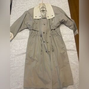 Long Vintage Raincoat ☔️